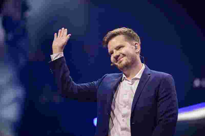 BC.Game与s1mple战胜Spirit Academy晋级季后赛半决赛